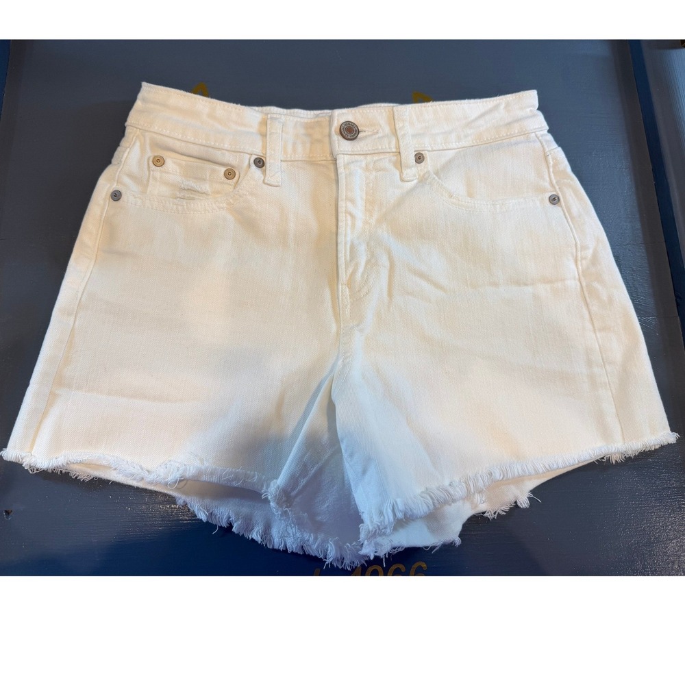 Zenana Womens White Distressed Raw Hem Denim Shorts High Rise Size Small